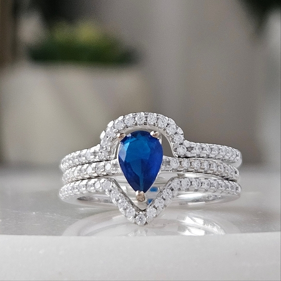 Blue Sapphire Gemstone ring set, size 7, 925 Sterling Silver Charmed Aroma - Picture 3 of 7